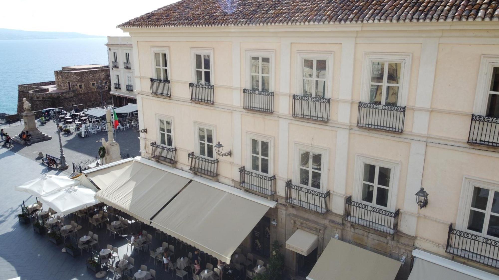 Hotel Della Piazza Pizzo  Zewnętrze zdjęcie